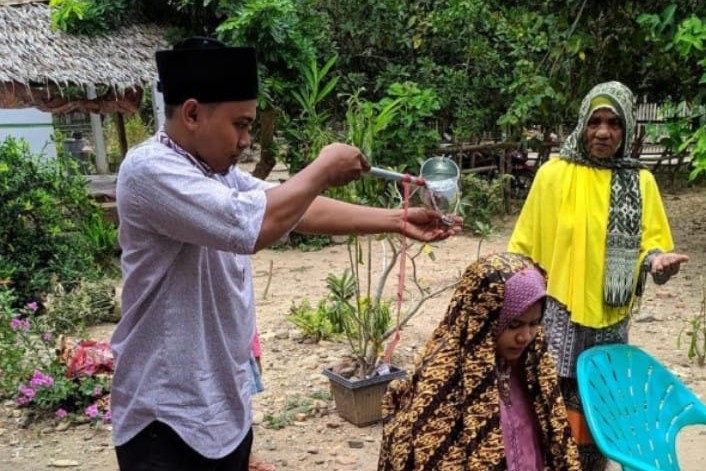 Tradisi Peusijuek: Warisan Budaya Religius Masyarakat Aceh