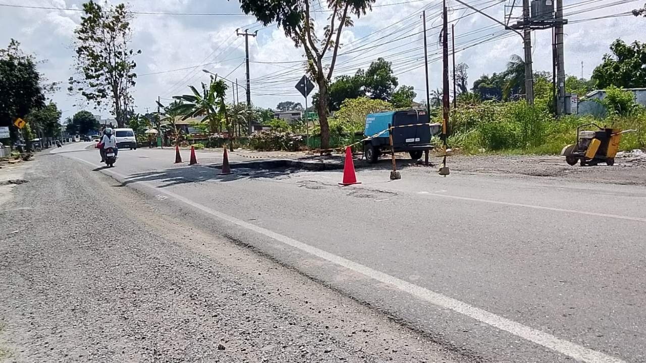 BPJN Wilayah II Lampung Tambal Jalan Berlubang di Lampung Utara