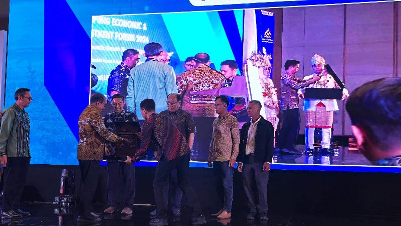 PLN UID Lampung Raih BI Award 2024, Dukung Pertumbuhan Ekonomi Melalui Sektor Kelistrikan