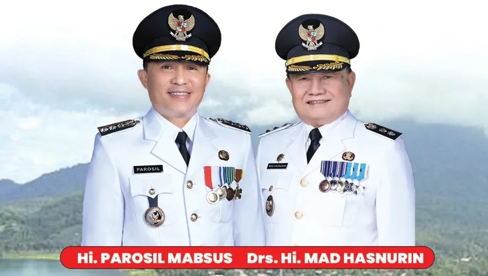 Resmi Dilantik, Parosil-Mad Hasnurin Usung Visi Lampung Barat Hebat dan Setia