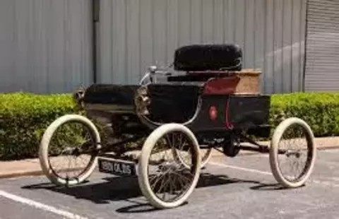 Oldsmobile Curved Dash Mobil Pertama dengan Speedometer di Dunia