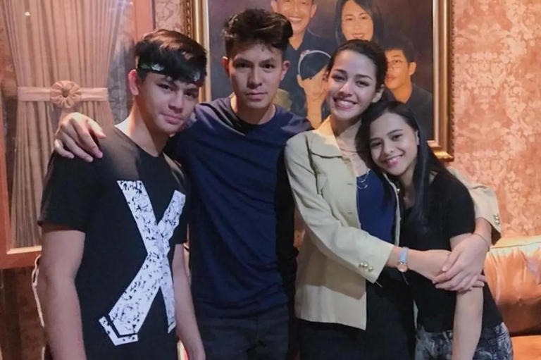 10 Fakta Menarik tentang Keluarga Artis Pria Inisial ‘A’ yang Masih Lajang