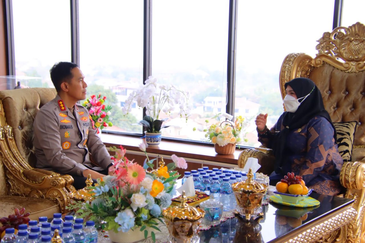 Hari Pertama Menjabat, Kapolresta Eko Bagus Riyadi Temui Wali Kota Eva Dwiana