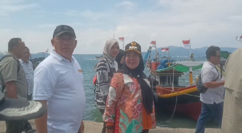 Wali Kota Bandar Lampung Tinjau Wilayah Lempasing, Bahas Program untuk Nelayan