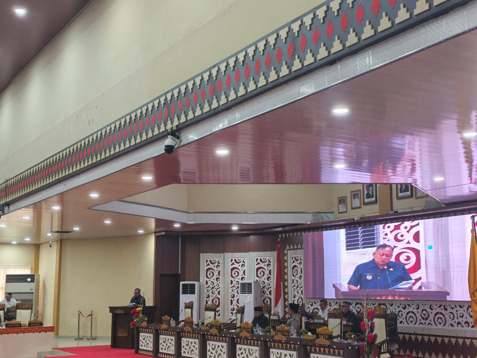 DPRD Bandar Lampung Bahas Pandangan Fraksi soal Raperda APBD 2026