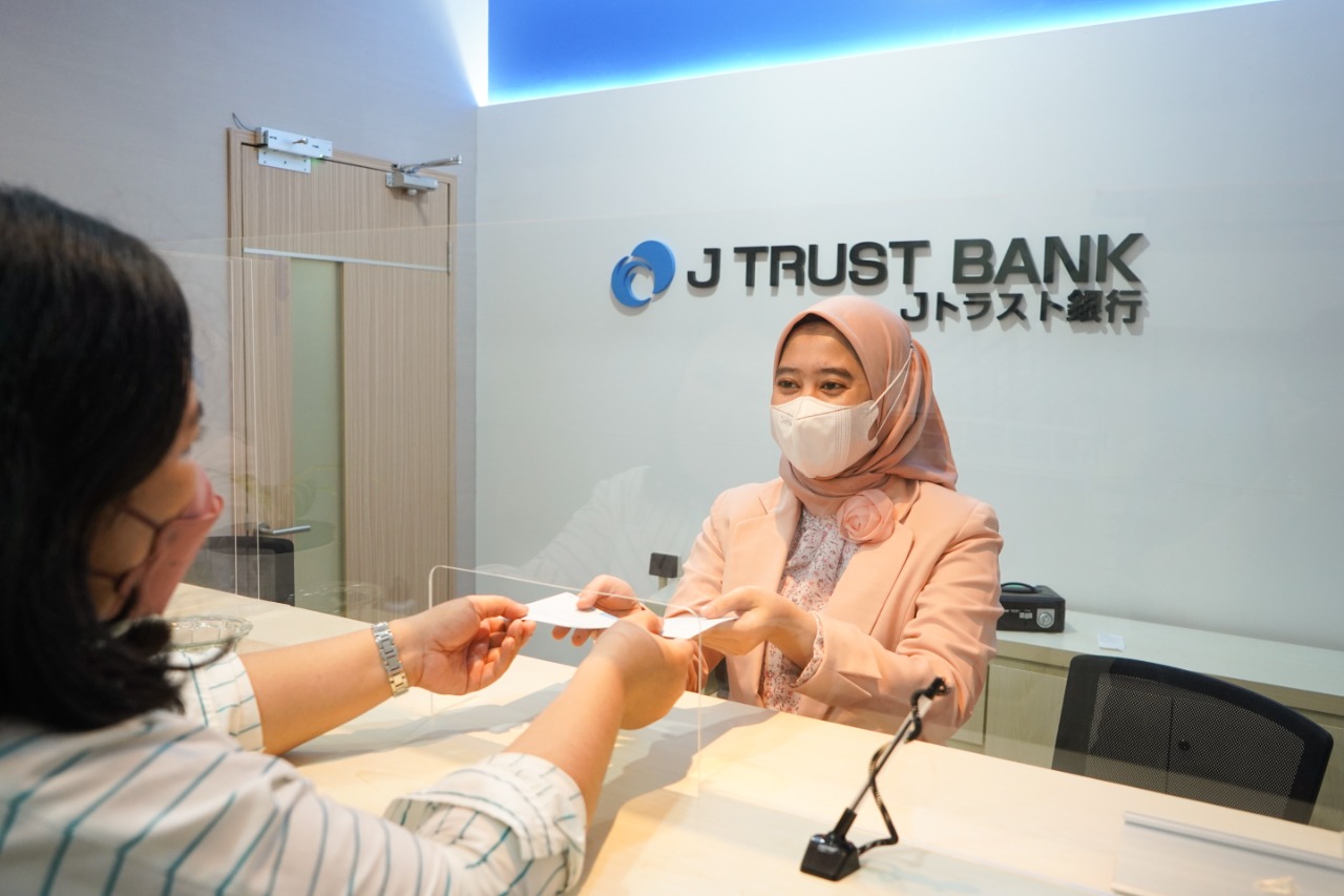 Kuartal III 2022: J Trust Bank Bukukan Laba Bersih dengan Kondisi Permodalan yang Semakin Kuat   