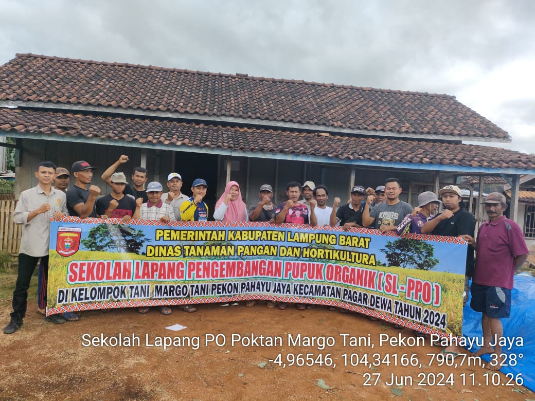 DTPH Lampung Barat Kembali Berikan SL ke Poktan Margo Tani Pekon Pahayu Jaya 