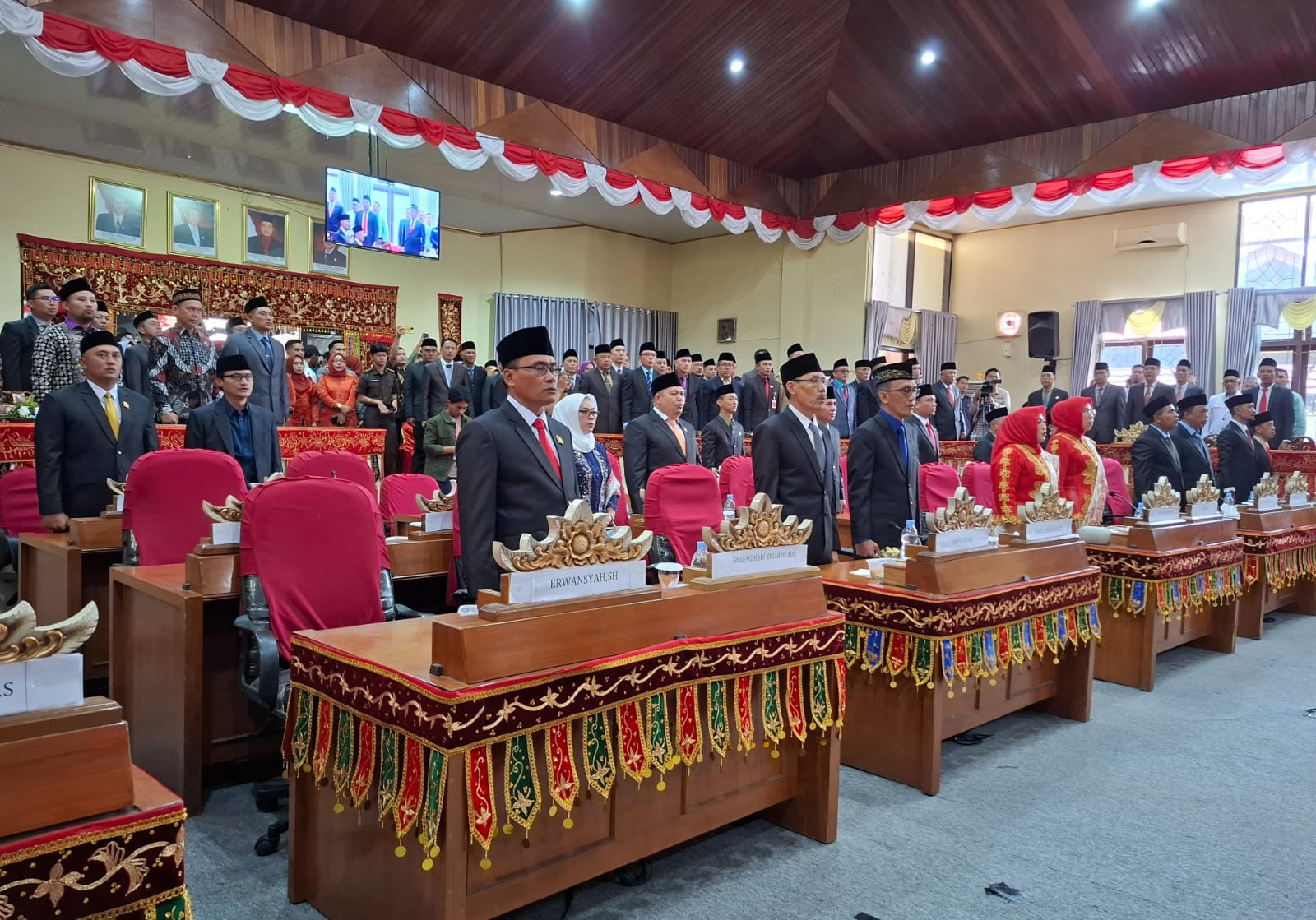 Gagal di Pileg 2024, 12 dari 14 Petahana DPRD Lampung Barat Absen di Acara Pelantikan