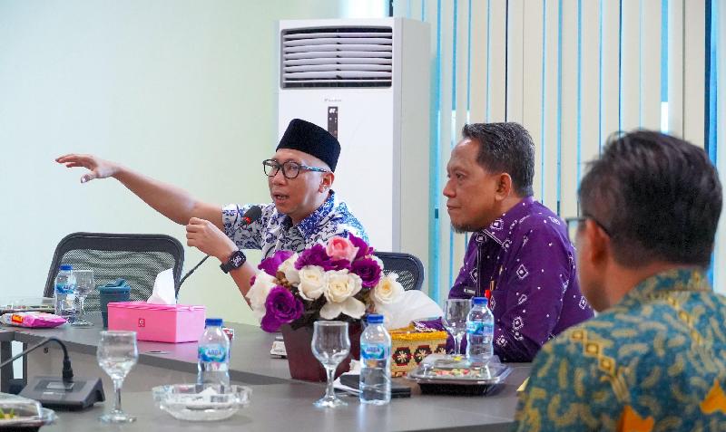 Pemprov Lampung Genjot Perbaikan Jalan, Beton Jadi Standar Baru Mulai 2026