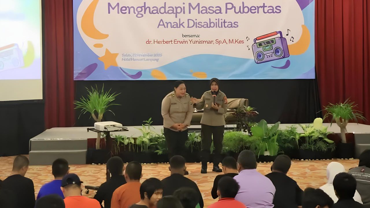 Polwan Polda Lampung Gelar Seminar dan Workshop Hadapi Masa Pubertas Anak Disabilitas