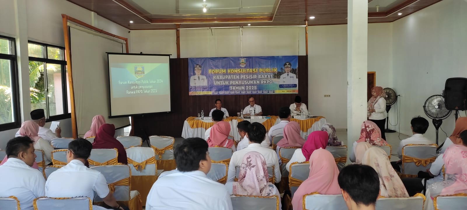 Pemkab Pesisir Barat Gelar Forum Komunikasi Publik, Bahas Penyusunan Rencana Awal RKPD 2025
