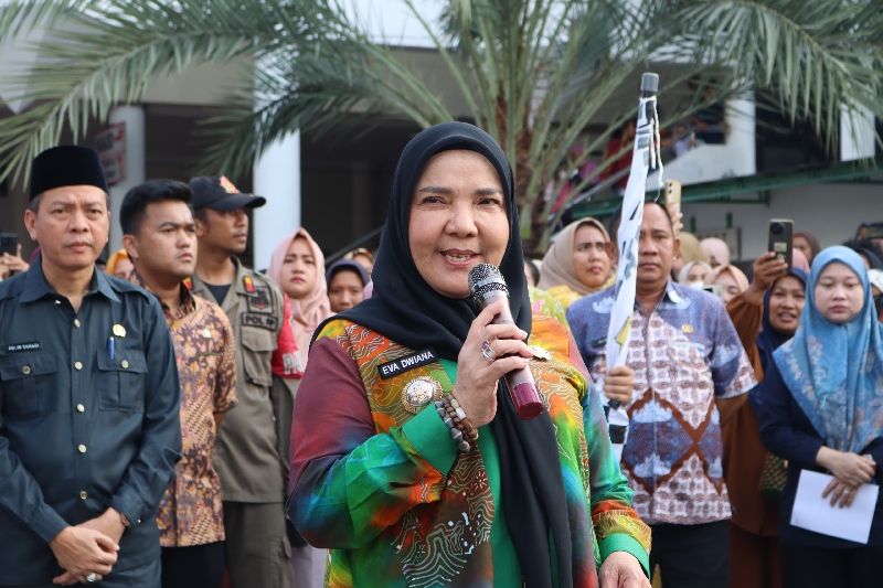 Wali Kota Eva Dwiana Lepas 658 Jamaah Umrah Bandar Lampung