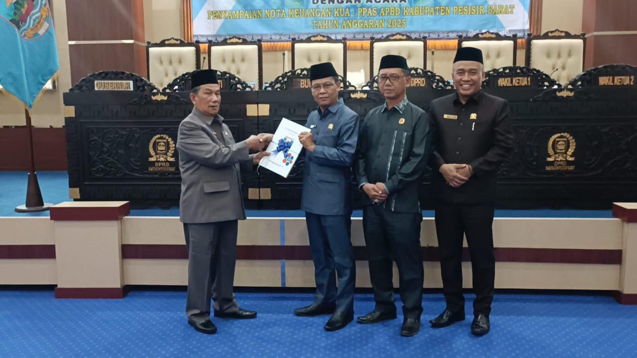 Wabup Pesisir Barat Sampaikan KUA-PPAS APBD Tahun 2025