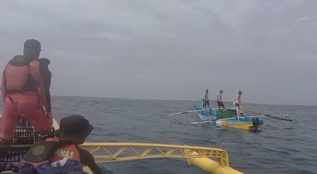 Hari Ketiga, Pencarian Dua Nelayan Bangkunat Yang Hilang Dipusatkan di Titik LKP