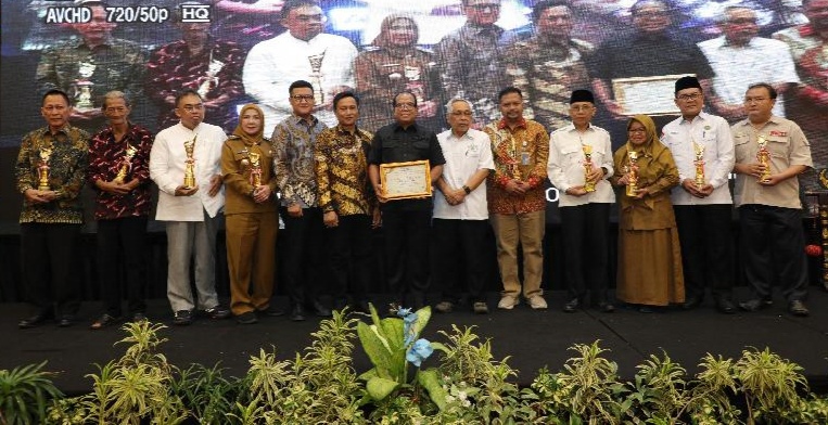 Perpadi Lampung Luncurkan Program Waber dan Beri Penghargaan Tokoh Peduli Pertanian