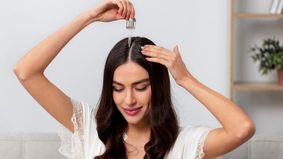 Rekomendasi Vitamin Terbaik untuk Atasi Rambut Rontok