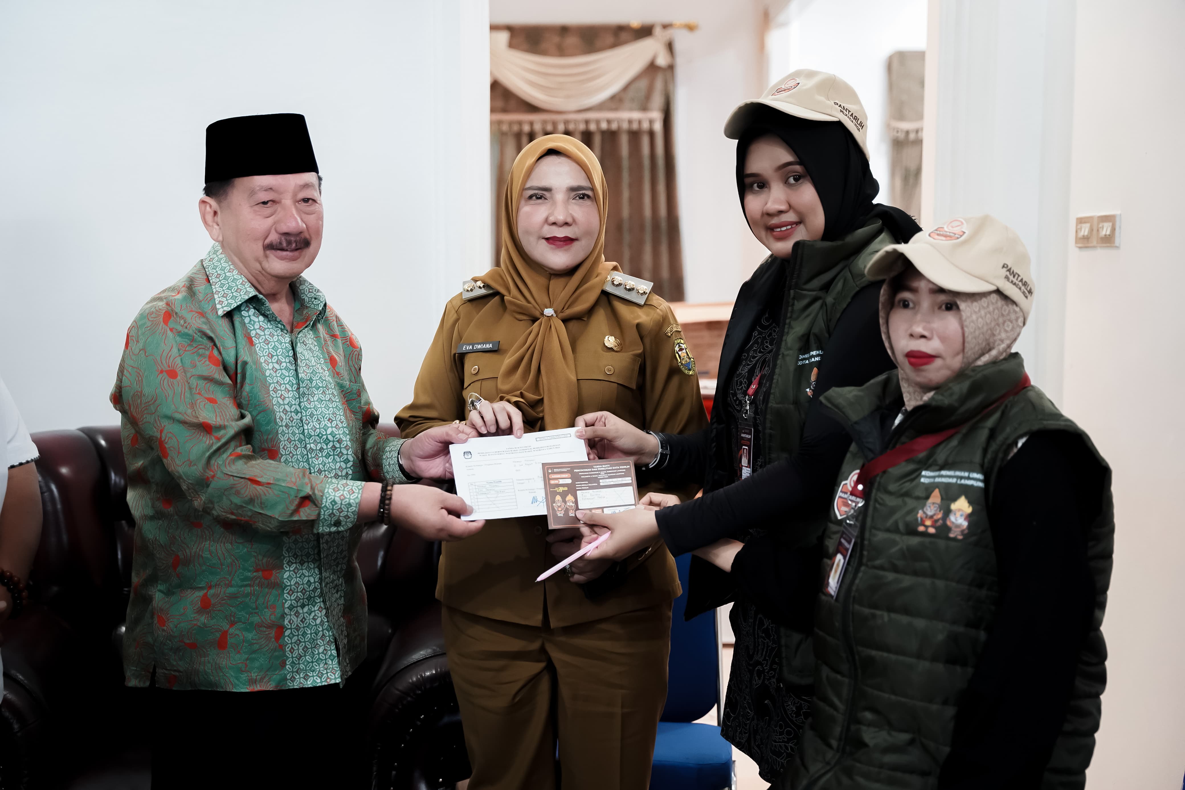 Wali Kota Bandar Lampung di-Coklit, Ajak Sukseskan Pemilu