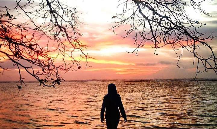 Pantai Cijeruk Indah, Surga Tersembunyi di Selatan Garut