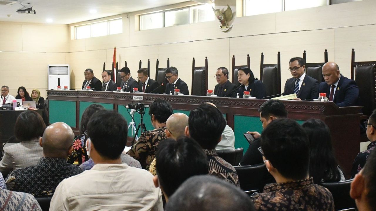 KPPU Gelar Sidang Perdana Dugaan Kartel Pinjol dengan 97 Perusahaan Terlapor