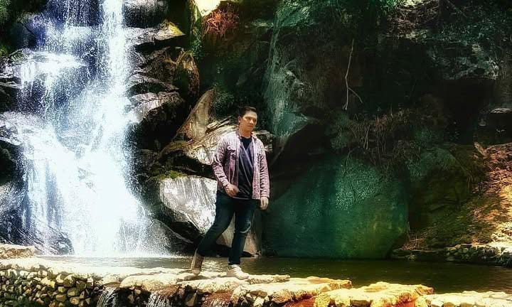 Coban Putri Batu: Air Terjun Asri dengan Legenda Ken Dedes
