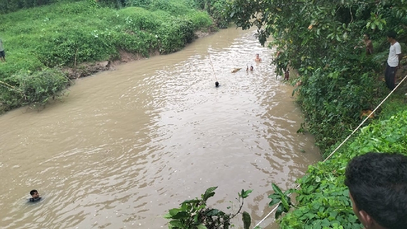BREAKING NEWS! Seorang Pemuda Dikabarkan Hilang Saat Memancing di Sungai Sidodadi Asri 