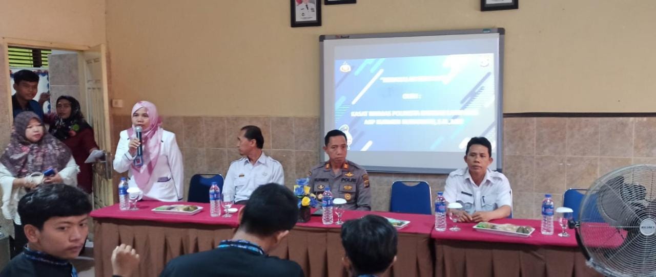 Cegah Kenakalan Remaja, Sat Binmas Polresta Bandar Lampung Penyuluhan ke Sekolah