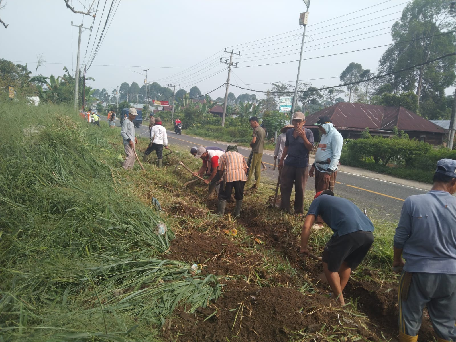 BPJN Diminta Bangun Drainase di Teratas Lampung Barat