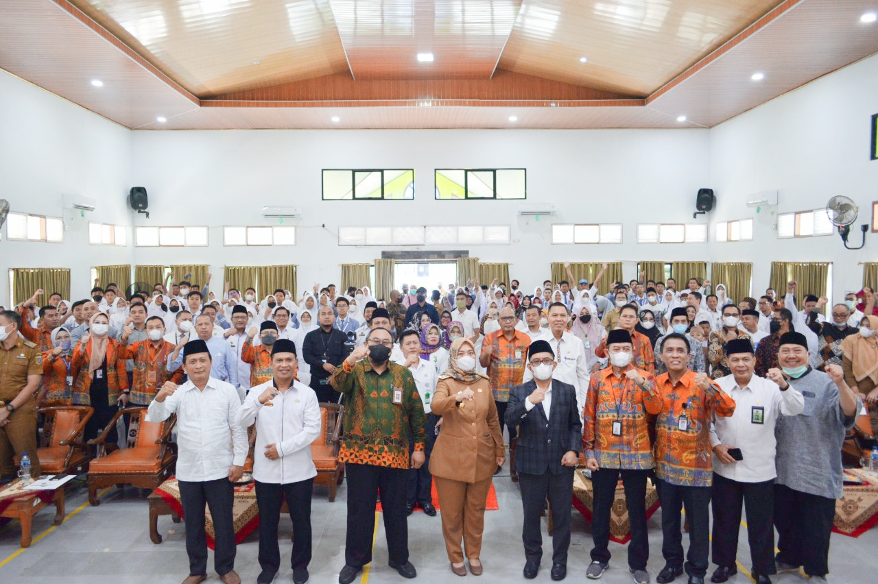 Gerakan Menabung Bersama 1.000 Pelajar/Santri, Wagub Ajak Sukseskan 1 Rekening Satu Pelajar