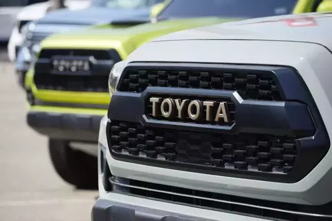 Toyota, Suzuki, dan Daihatsu Komitmen Tahan Harga dan Hindari PHK di Indonesia
