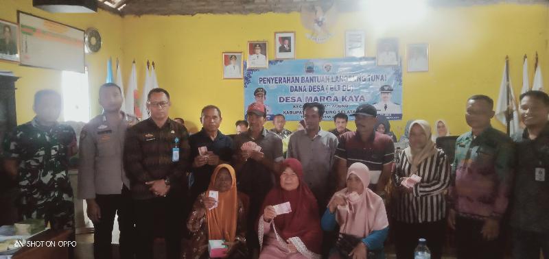 Pemdes Margakaya kembali Realisasikan BLT DDTahap III kepada 13 KPM