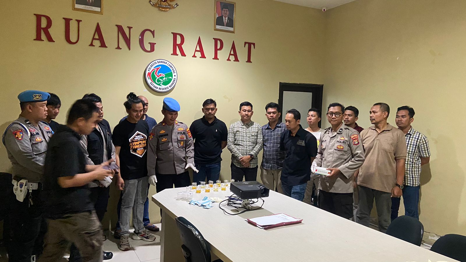 Puluhan Personel Sat Narkoba Polresta Bandar Lampung Mendadak Dites Urine, dan Ini Hasilnya 