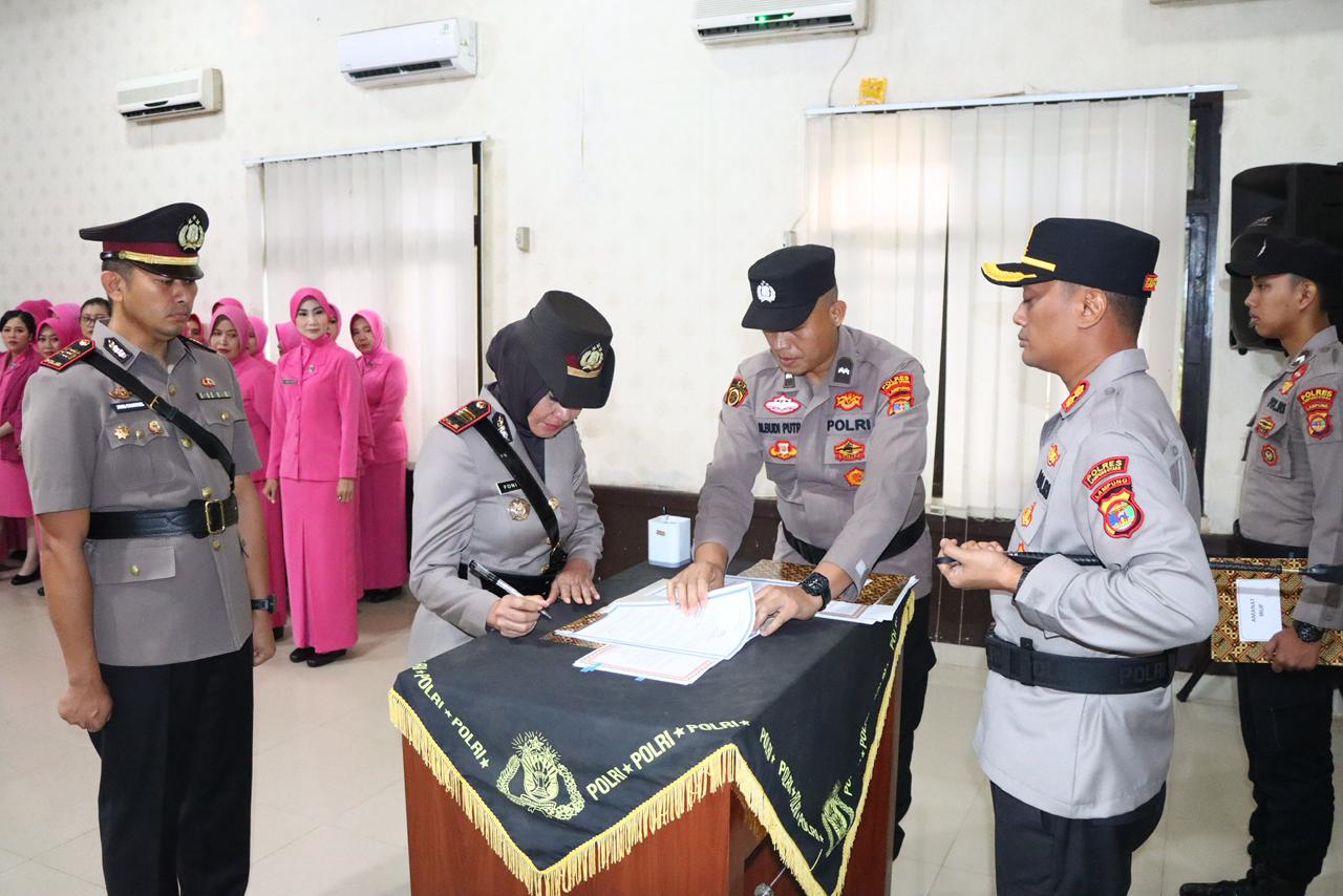 Kapolres Lampung Utara Pimpin Sertijab Pejabat Utama dan Kapolsek Jajaran