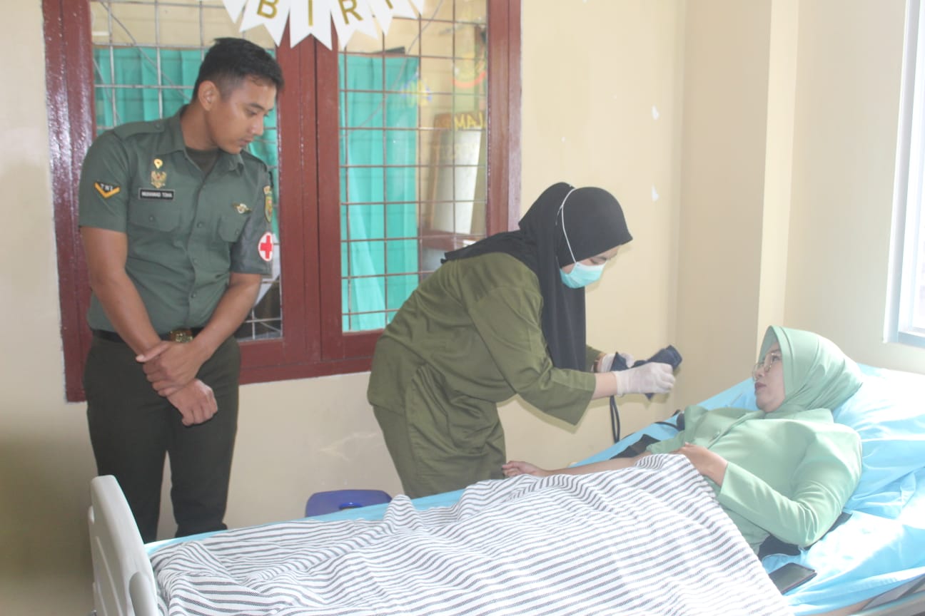 HUT Persit Candra Kirana Cabang Lampung Barat ke-78 Diwarnai Aksi Donor Darah