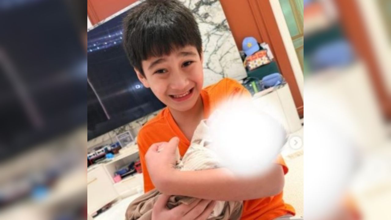 Rafathar Pamer Gendong Bayi, Raffi-Nagita Tambah Anggota Keluarga?