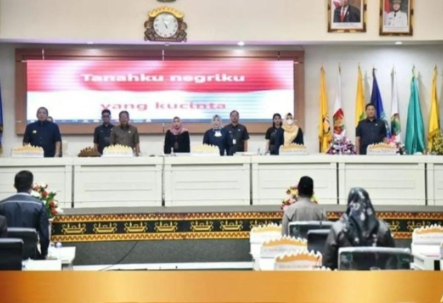 Mingrum Gumay Pimpin Paripurna Pembentukan Perda DPRD Lampung Tahun 2023