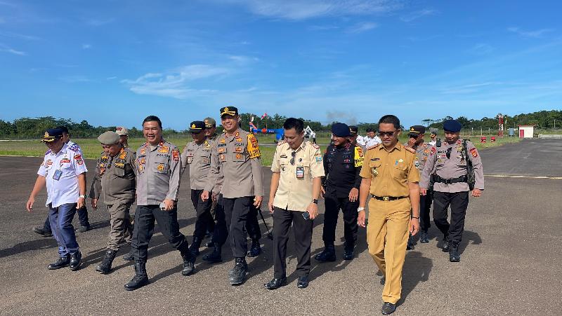 Wakapolda Lampung Apresiasi Kinerja Personel Polres Pesibar