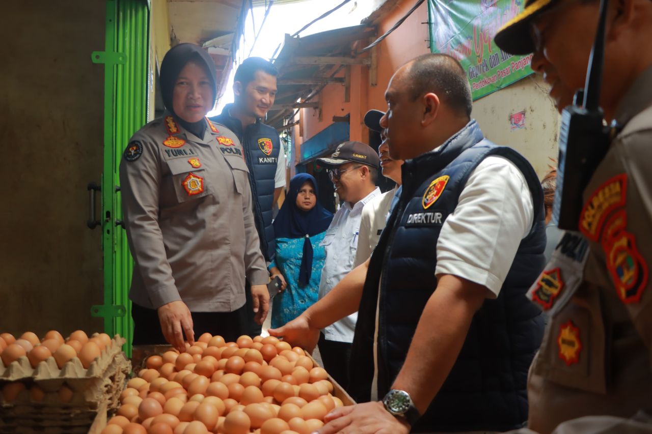 Sidak 5 Pasar di Bandar Lampung, Polda Lampung Pastikan Stok Bahan Pokok dan Harga Stabil