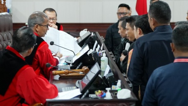 Kontroversi Ijazah Aries Sandi: KPU-Bawaslu Tegaskan Pendaftaran Sah