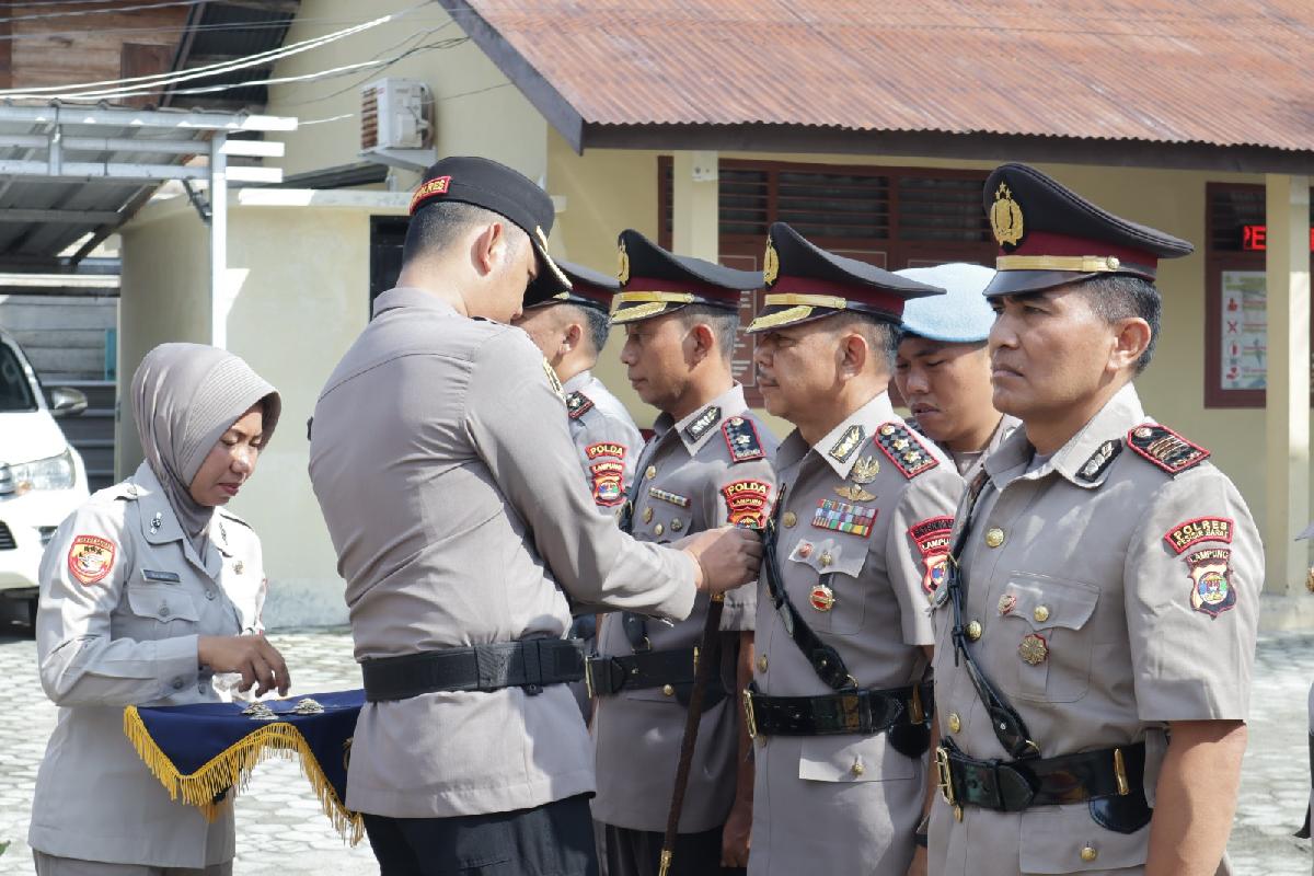 Polres Pesisir Barat Gelar Sertijab Wakapolres, dan Dua Kabag