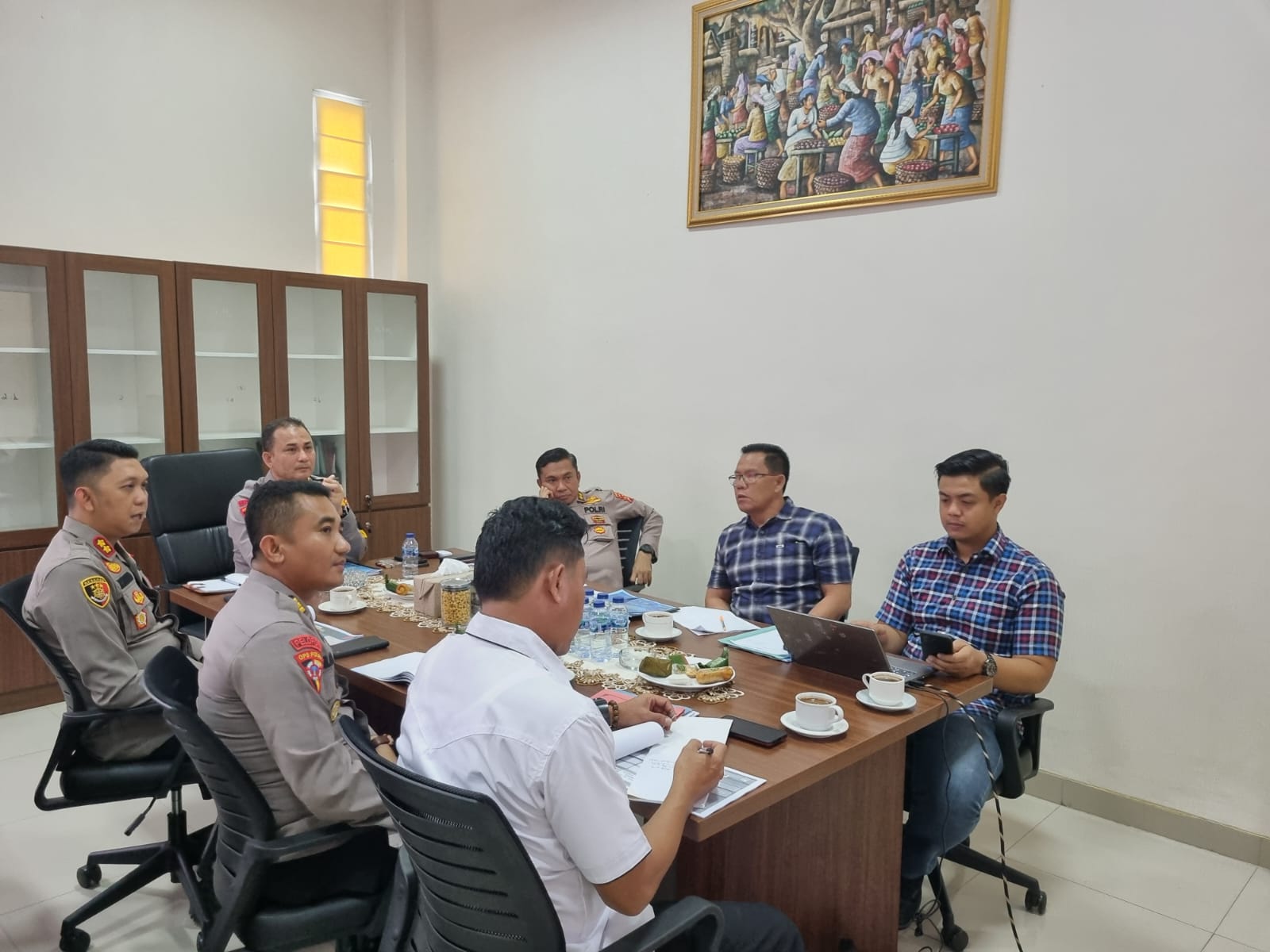 Matangkan Persiapan Hadapi WSL Krui Pro 2024, Polres Pesisir Barat-Polda Lampung Gelar Rapat Bersama