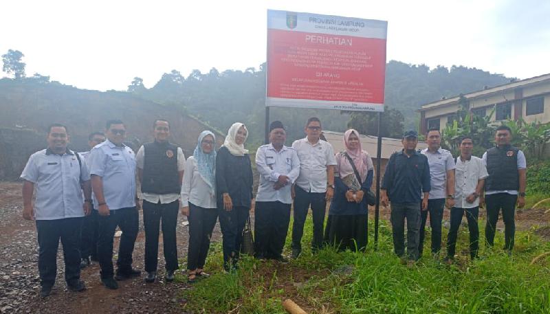 DLH Kembali Segel Tambang Batu Ilegal di Bandar Lampung