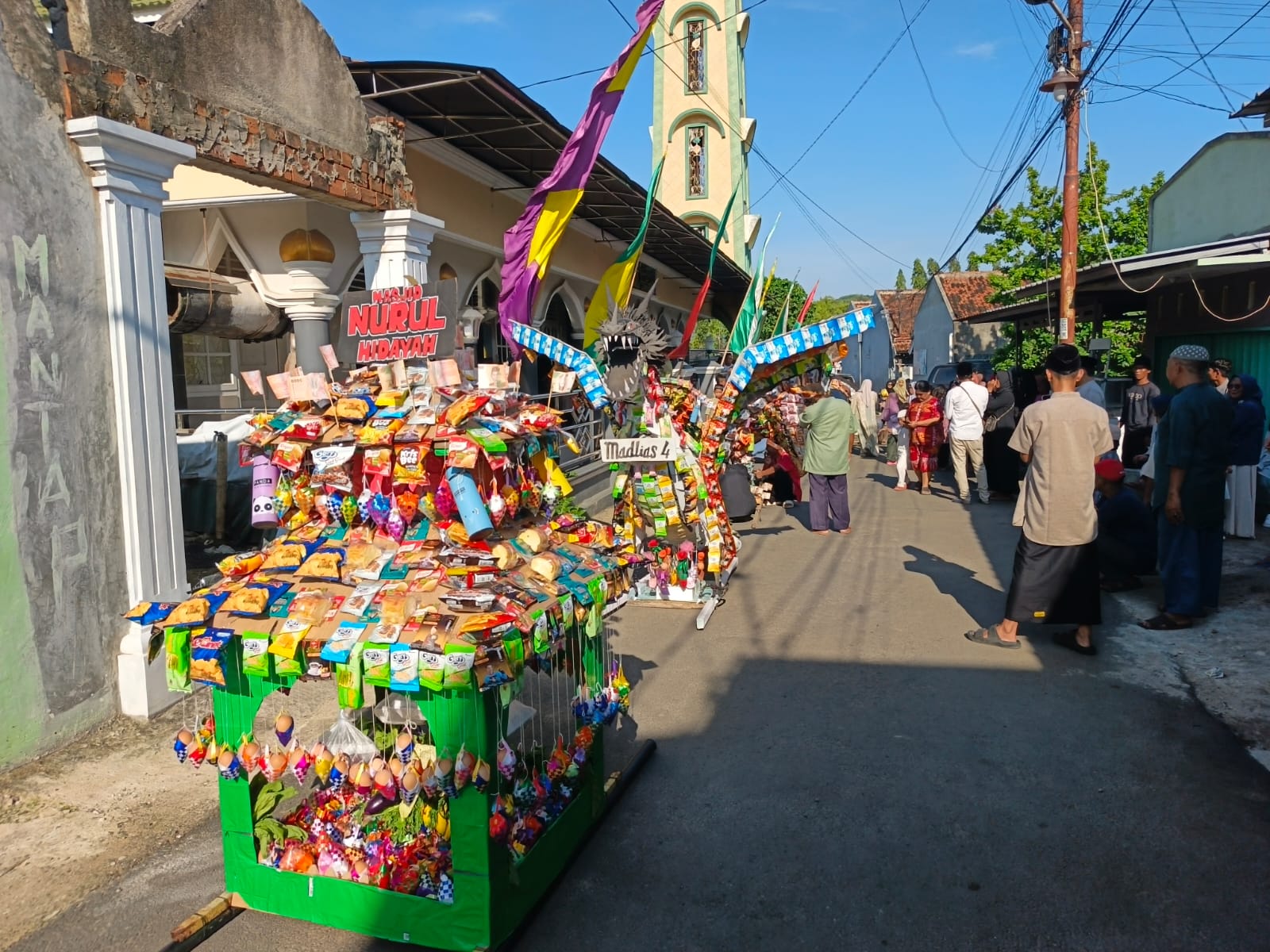 Meriahkan Maulid Nabi, Masjid Nurul Hidayah Gelar Karnaval Dengan Berbagai Pernak-pernik Menarik