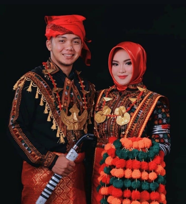 Mesikhat: Busana Tradisional Suku Alas di Aceh Tenggara