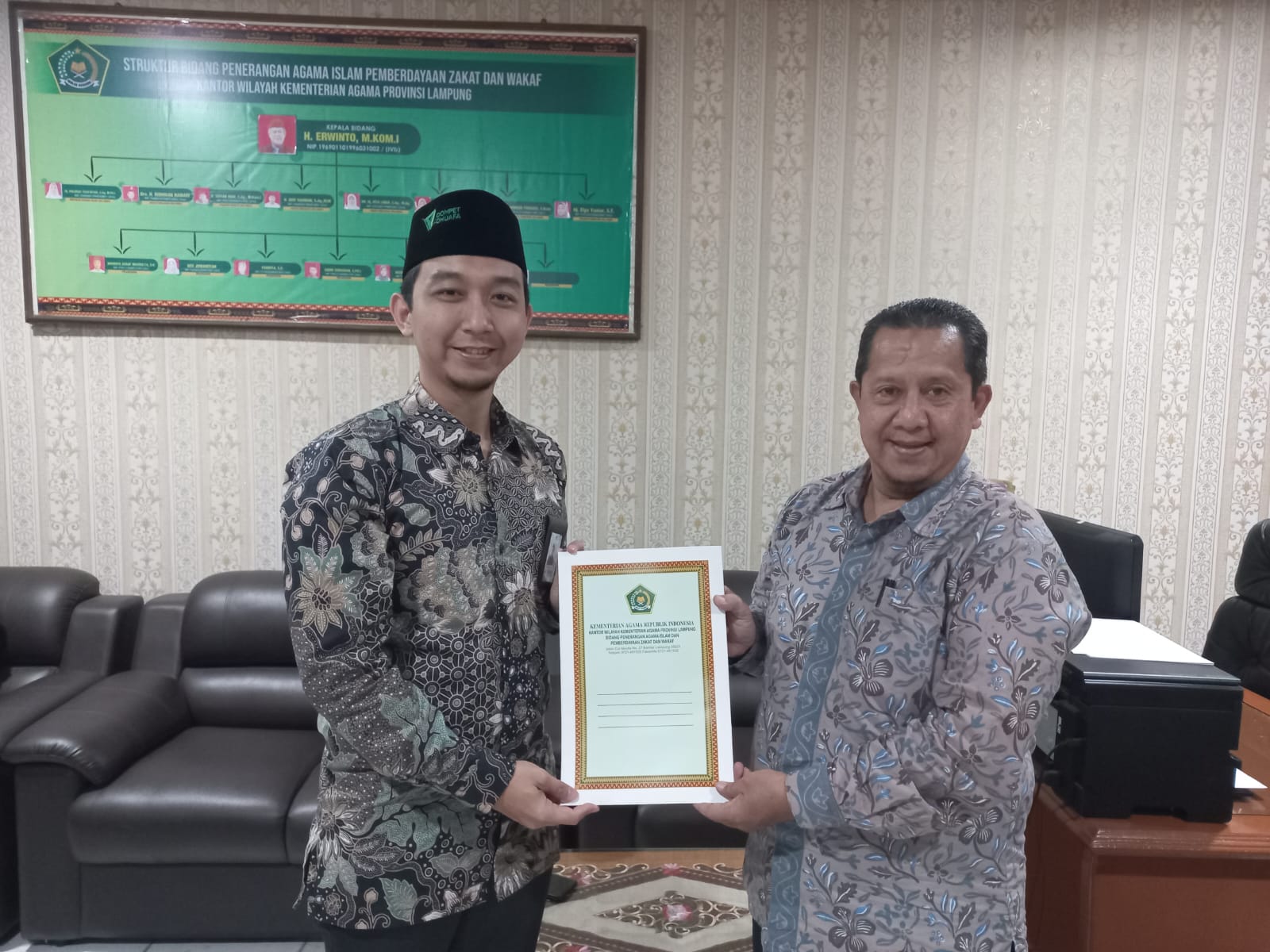 Dompet Dhuafa Lampung Terima SK Perpanjangan Izin Operasional dari Kemenag