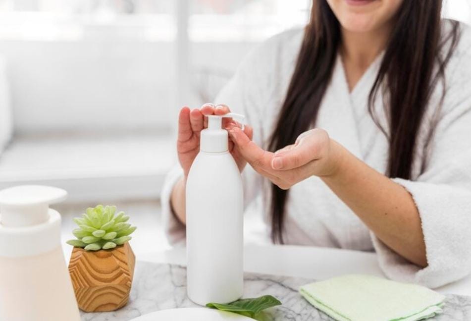 Pilihan Body Lotion Anti-Aging Terbaik untuk Usia 50 Tahun