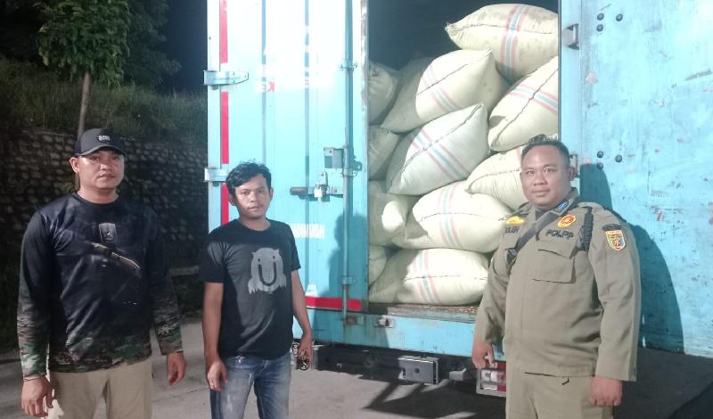 Instruksi Gubernur: Satu per Satu Truk Gabah Tujuan Luar Lampung Diberhentikan