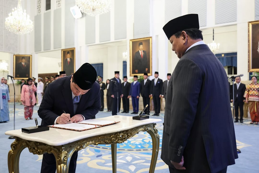 Presiden Prabowo Lantik Menteri dan Wamen Baru, Erick Thohir Jadi Menpora