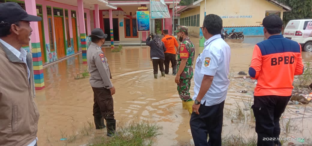 Sungai Way Semaka Meluap, 15 Pekon di Tanggamus Terendam Banjir