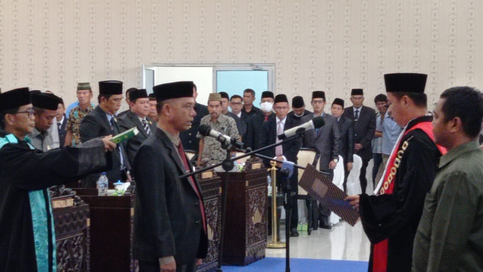 Dilantik Sebagai Wakil Ketua I, Ripzon Efendi Resmi Gantikan Piddinuri 