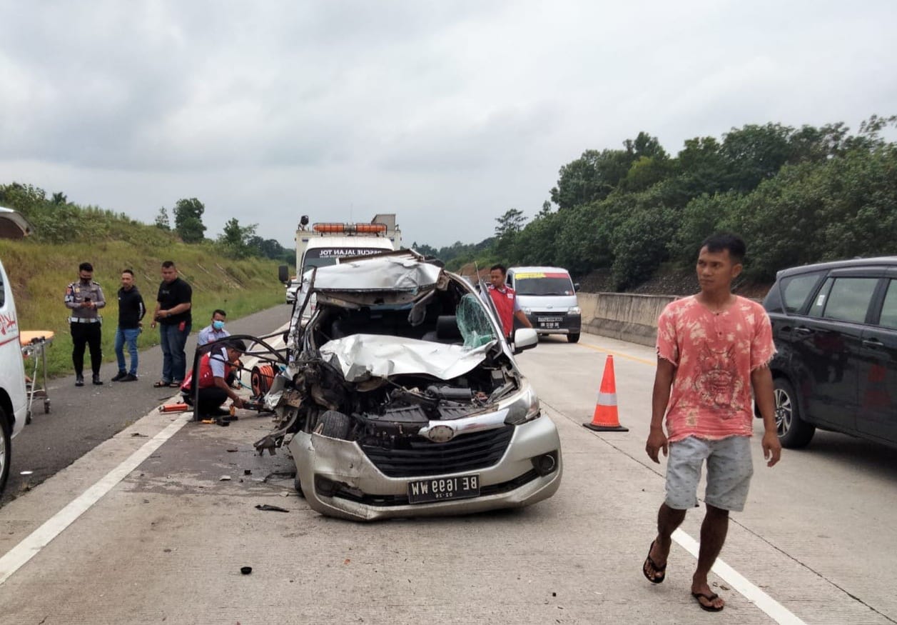 Kecelakaan di Tol Lampung, Dua Orang Meninggal Dunia
